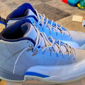 Jordan 12 RetroGrey University Blue